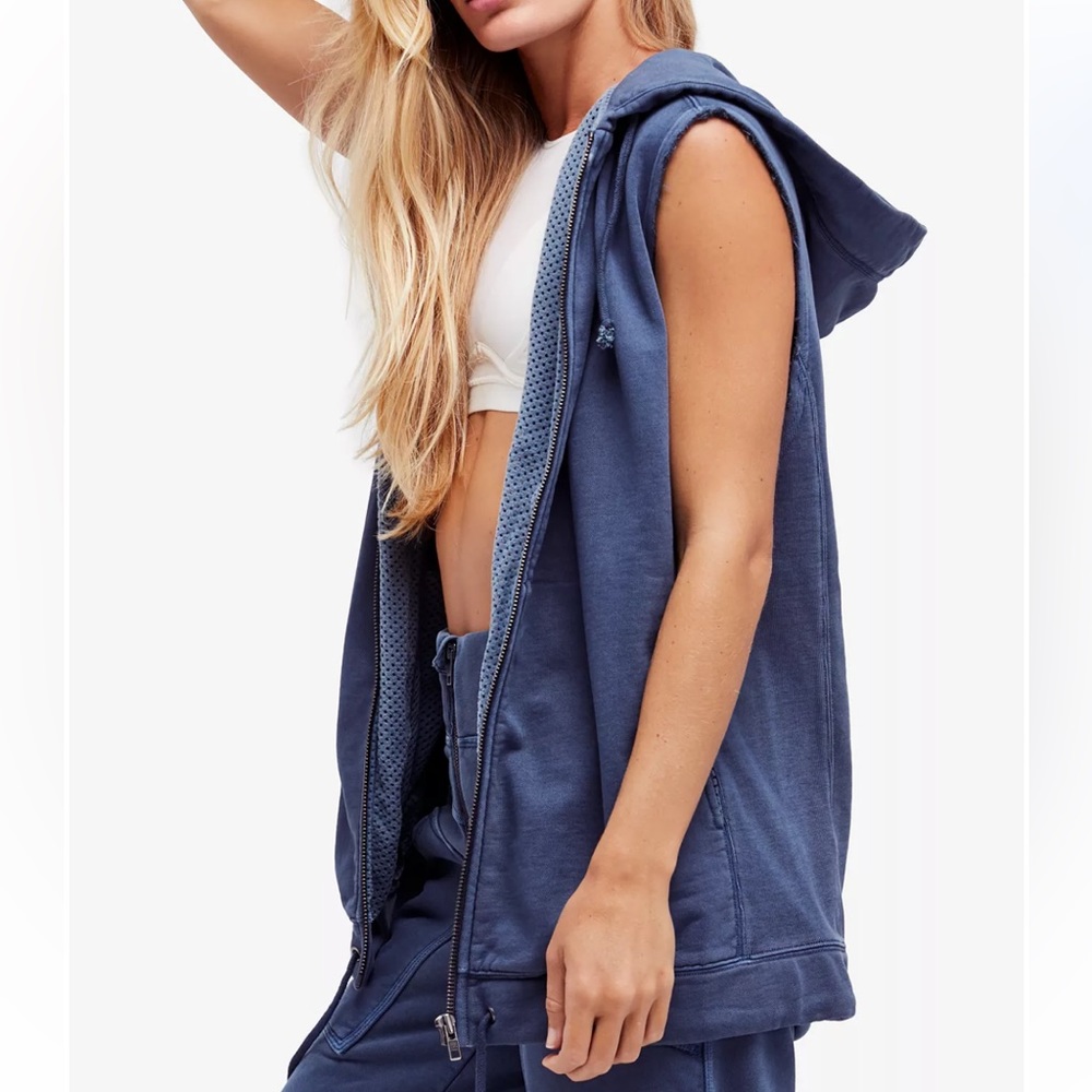 Free People FP Movement Blue Cotton Vagabond
Hooded Vest, Women's XS